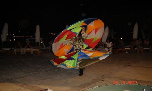 Zdjecie EGIPT / - / Hurghada / Wirujcy Derewisz