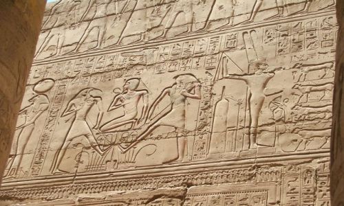 Zdjecie EGIPT / brak / LUXOR / CIANY W KARNAKU
