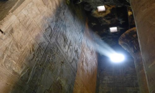 Zdjcie EGIPT / Asuan / witynia Chorusa w Edfu / Mwi wieki