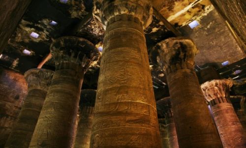 Zdjecie EGIPT / Edfu / witynia Horusa / Kolumny