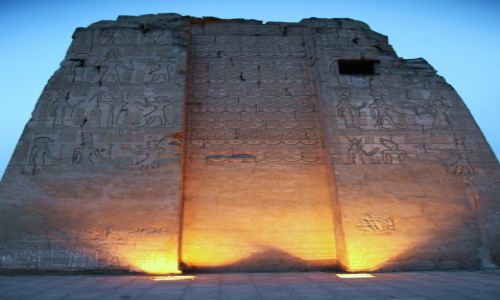 Zdjcie EGIPT / Wzdu Nilu / Kom Ombo / ciana