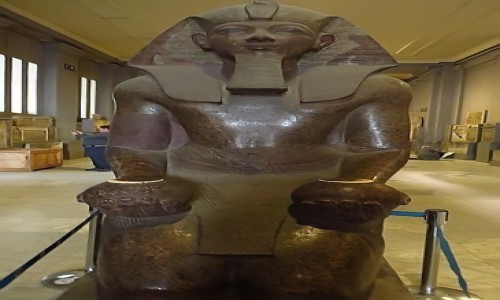 Zdjcie EGIPT / Kair / Kair - Muzeum Egipskie / posg krlowej Hatszepsut