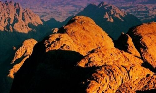 Zdjecie EGIPT / Synaj / gra Synaj / Widok z gry Synaj o wschodzie sloca