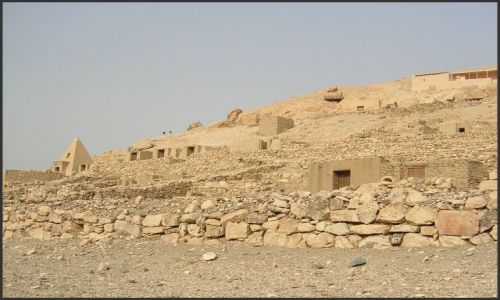 Zdjęcie EGIPT / Egipt - część wschodnia / Deir el Medina / Miasto rzemieślników