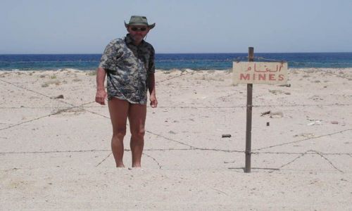 Zdjecie EGIPT / Sharm el - Sheikh / Sharm el - Sheikh / oblicza konfliktw zbrojnych :-)