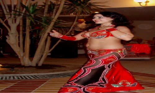 Zdjecie EGIPT / Sharm el Sheikh / sala klubowa w hotelu / taniec brzuszka :)