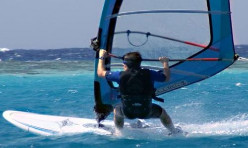 Zdjecie EGIPT / P�. Synajski / Dahab / windsurfing na Morzu Czerwonym