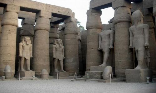 Zdjęcie EGIPT / - / Na Nilu Luxor / W świątyni w Karnaku