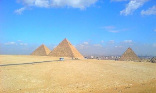 Zdjecie EGIPT / Afryka / Egipt - Giza / widok znany