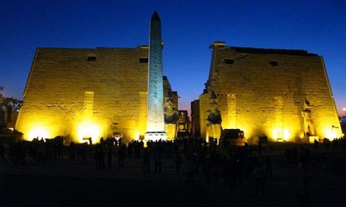 Zdjcie EGIPT / Grny Egipt / Luxor / witynia w Luxorze