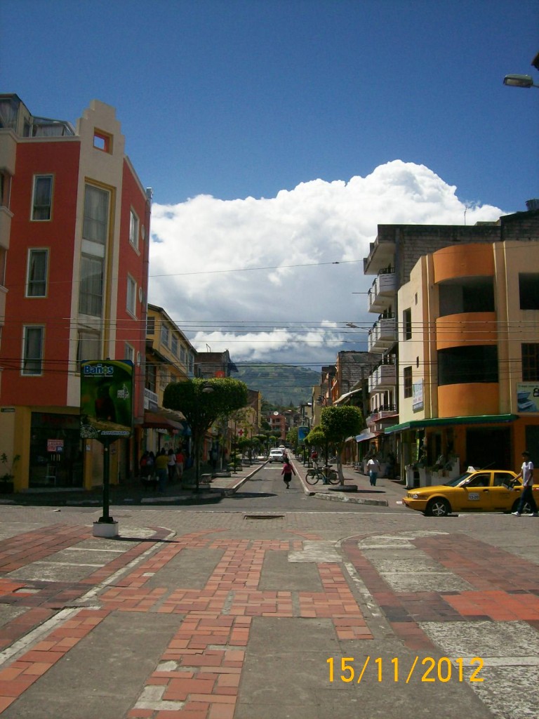 Zdjęcia: Banos, Quito Canton, Uliczka w banos, EKWADOR Zdjęcia: Banos, Quito Canton, Uliczka w banos, EKWADOR
