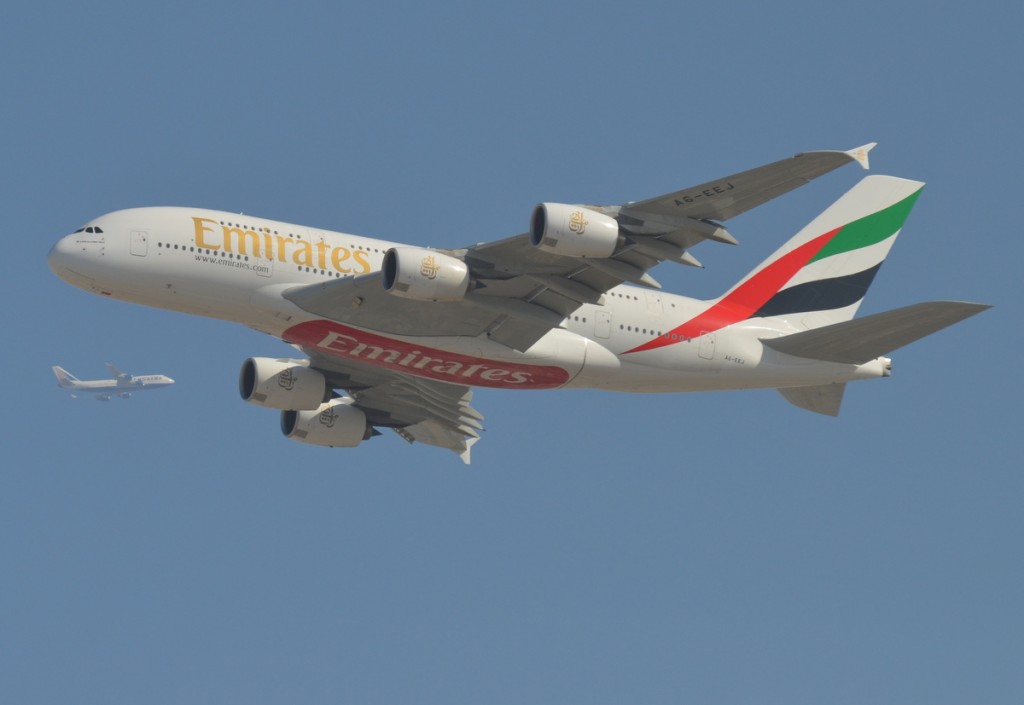 Zdjęcia: Dubaj, Dwa olbrzymy, ZJEDNOCZONE EMIRATY ARABSKIE Zdjęcia: Dubaj, Dwa olbrzymy, ZJEDNOCZONE EMIRATY ARABSKIE