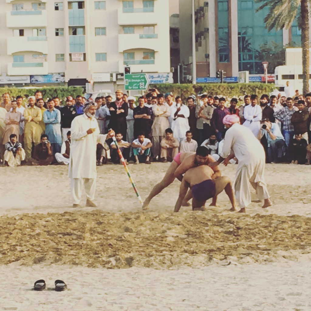 Zdjęcia: Deira, Dubaj, Pakistańskie zapasy na piachu , ZJEDNOCZONE EMIRATY ARABSKIE Zdjęcia: Deira, Dubaj, Pakistańskie zapasy na piachu , ZJEDNOCZONE EMIRATY ARABSKIE