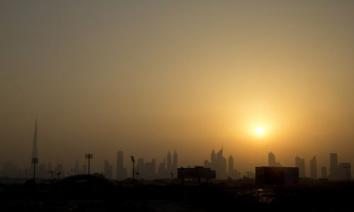 Zdjcie ZJEDNOCZONE EMIRATY ARABSKIE / Dubai / Dubai / Zachod slonca nad Dubajem