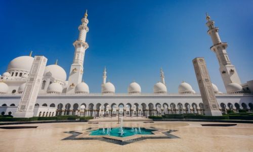 Zdjcie ZJEDNOCZONE EMIRATY ARABSKIE / Abu Dhabi / - / Sheik Zayed Grand Mosque