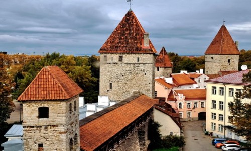 Zdjcie ESTONIA / Tallin / Stare Miasto / Mury i baszty