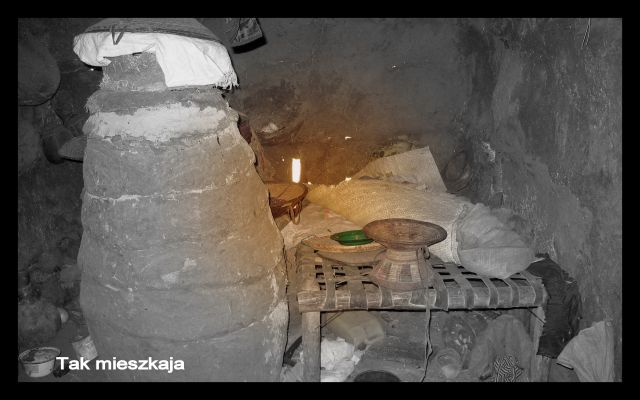 Zdjęcia: Okolice Adigratu, Tak mieszkają, ETIOPIA Zdjęcia: Okolice Adigratu, Tak mieszkają, ETIOPIA