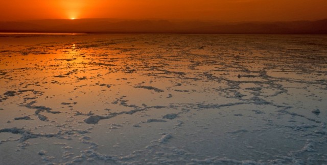 Zdj cia: Afar, Etiopia PN, 72,Zachod słońca w zwierciadle slonego jeziora, ETIOPIA Zdj cia: Afar, Etiopia PN, 72,Zachod słońca w zwierciadle slonego jeziora, ETIOPIA