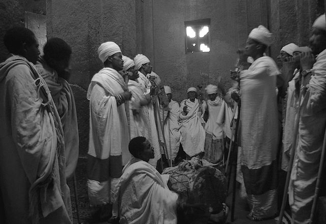 Zdjęcia: Lalibella , Północna - środkowa Etiopia, Ekstaza , ETIOPIA Zdjęcia: Lalibella , Północna - środkowa Etiopia, Ekstaza , ETIOPIA