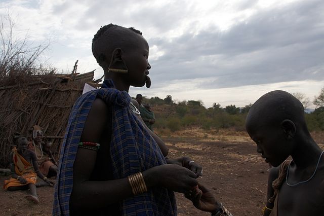 Zdjęcia: Jinka, Dolina Omo, MURSI, ETIOPIA Zdjęcia: Jinka, Dolina Omo, MURSI, ETIOPIA