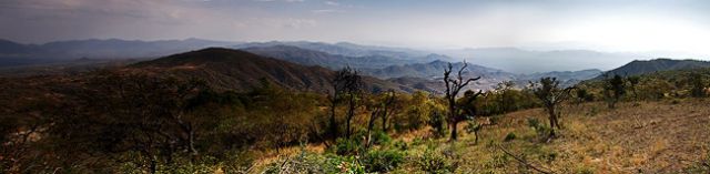 Zdjęcia: Okolice Kombolchy, Północna Etiopia, LALIBELA - KOMBOLCHA - ADIS ABEBA, ETIOPIA Zdjęcia: Okolice Kombolchy, Północna Etiopia, LALIBELA - KOMBOLCHA - ADIS ABEBA, ETIOPIA