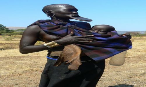 Zdjecie ETIOPIA / - / Dolina Omo / Mama Mursi'anka