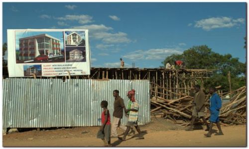 Zdjęcie ETIOPIA / Płd Etiopia / Konso / Na budowie