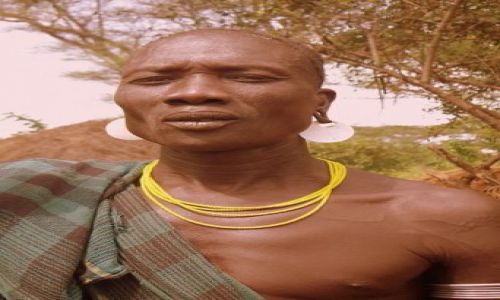 Zdjecie ETIOPIA / Dolina Omo / Wioska Murci / The Chieaf