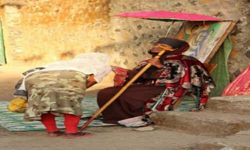 Zdjecie ETIOPIA / Gondar / Gondar / poranne bogosawiestwo