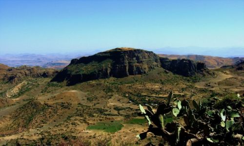 Zdjcie ETIOPIA / Semien Park / Na skalistych drogach parku / Gry