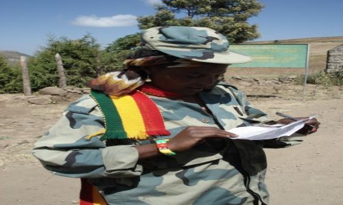 Zdjecie ETIOPIA / Amhara / Simien / Sytuacje na drogach (4)