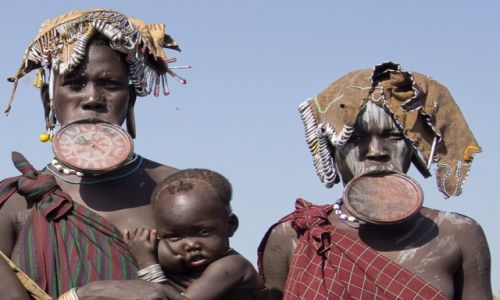 Zdjecie ETIOPIA / Dolina Omo / wioska Mursi / Kobiety