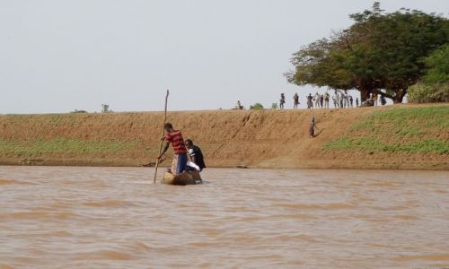 Zdjecie ETIOPIA / Dolina Omo / Omorate / Przeprawa przez rzek Omo