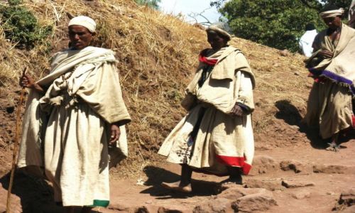 Zdjcie ETIOPIA / Pnocna Etiopia / W drodze do Lalbelli / Pielgrzymi 