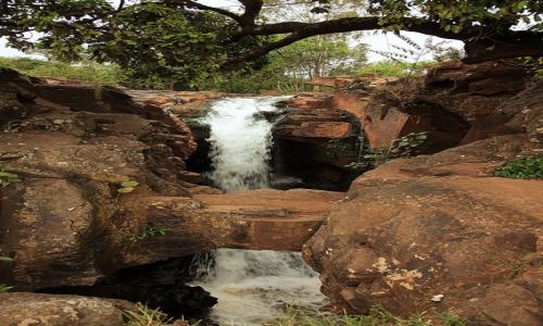 Zdjcie ETIOPIA / Dolina Omo / Okolice Gesuba / Wodospad
