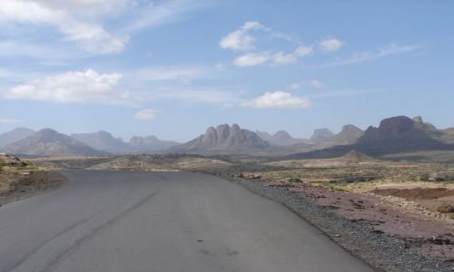 Zdjęcie ETIOPIA / -Etiopia Północna  / Tigray / w drodze do Axum