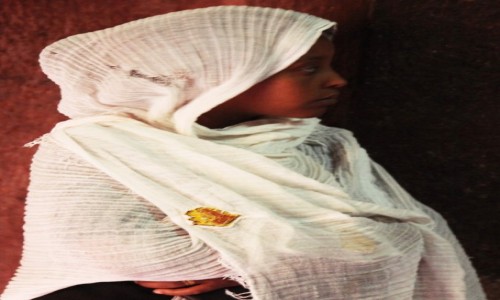 Zdjcie ETIOPIA / Lalibela / Koci Sw. Maryi / W skupieniu