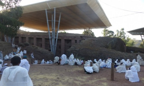 ETIOPIA / Pnoc / Lalibela / Koci Bet Giyorgis w Lalibeli  