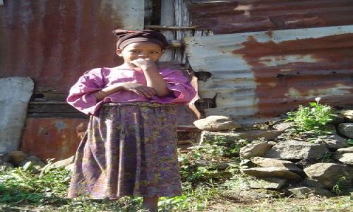 Zdjecie ETIOPIA / brak / Addis Abeba / Dziewczynka ze slumsów Addis