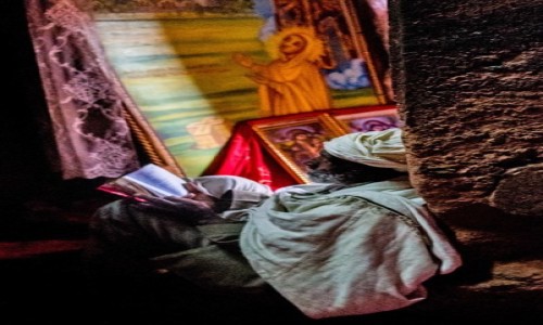 Zdjcie ETIOPIA / Amhara  / Lalibela / 18,Poranna modlitwa