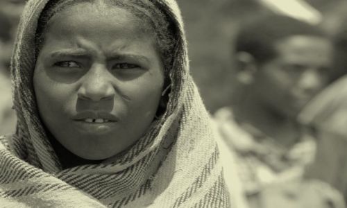 Zdjęcie ETIOPIA / Dolina Omo / wioska  / ***