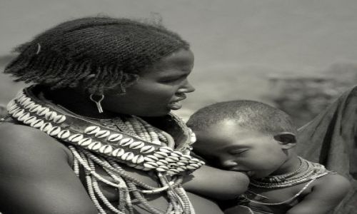 Zdjecie ETIOPIA / Dolina Omo / plemi chyba Ari / Macierzystwo