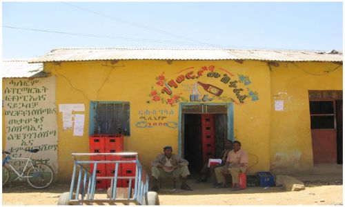 Zdjecie ETIOPIA / Etiopia Północna / prowincja Tigraj - między Axum i Adigrat / Kolorowe miasteczko