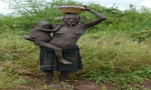 Zdjcie ETIOPIA / Dolina Omo / wioska Mursi / Mursi