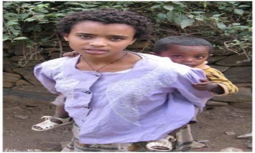 Zdjęcie ETIOPIA / Gondar/Gonder / jw / Opiekunka