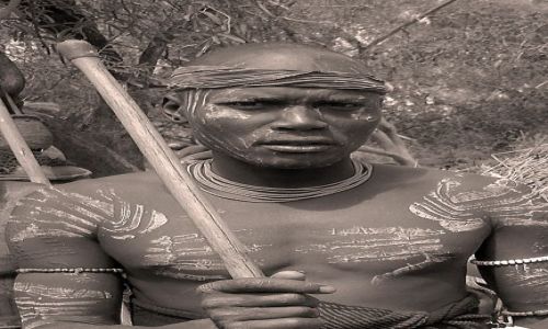 Zdjęcie ETIOPIA / pd. Etiopia, Park Narodowy Mago / Wioska plemienia Mursi / Wojownik Mursi