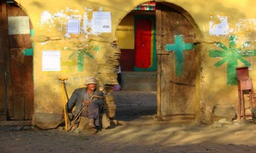 Zdjecie ETIOPIA / Gandor / Gandor / Pod  kocioem