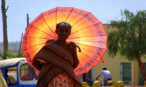 Zdjecie ETIOPIA / Abuna  Jomata / Abuna  Jomata / Parasolka