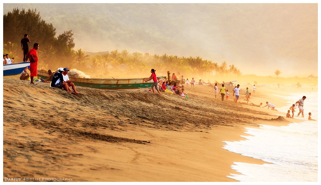 Zdjęcia: Claveria, Luzon, Holly Sunday at the Beach, FILIPINY Zdjęcia: Claveria, Luzon, Holly Sunday at the Beach, FILIPINY
