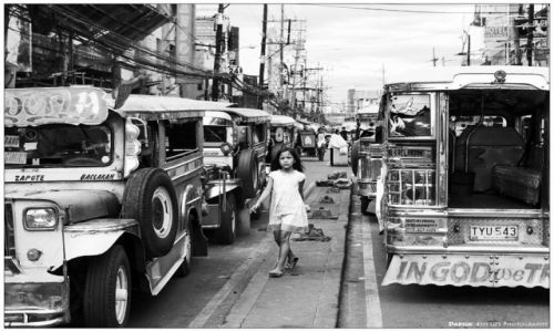 Zdjecie FILIPINY / Luzon / Manila / Quirino Ave - the reality of life